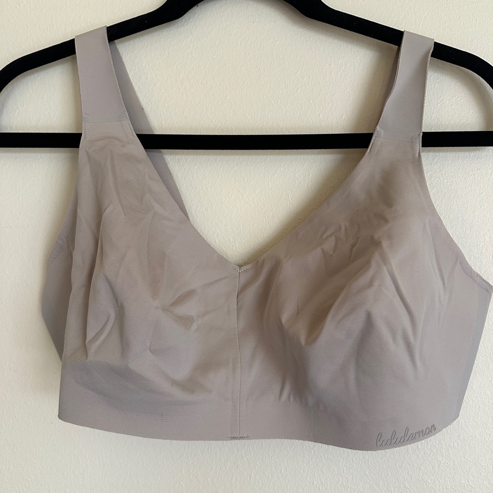 Lululemon Women's off white Sports Bra